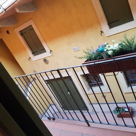 Elly'S House Villa Верона Екстериор снимка